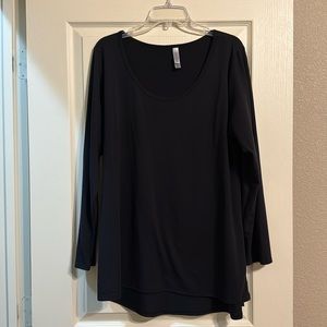 LuLaRoe Plus size Scoop neck top